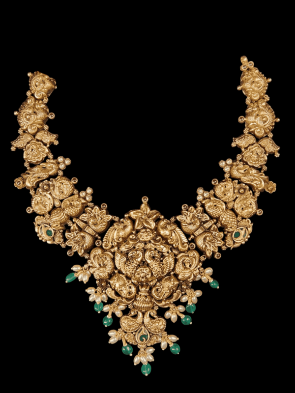 40 grams antique gold necklace