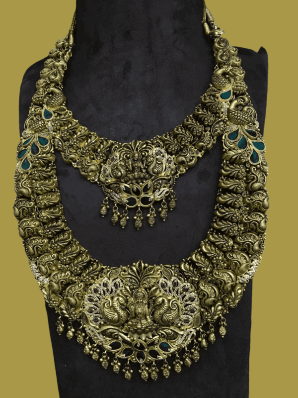 Fancy jewellery set for wedding