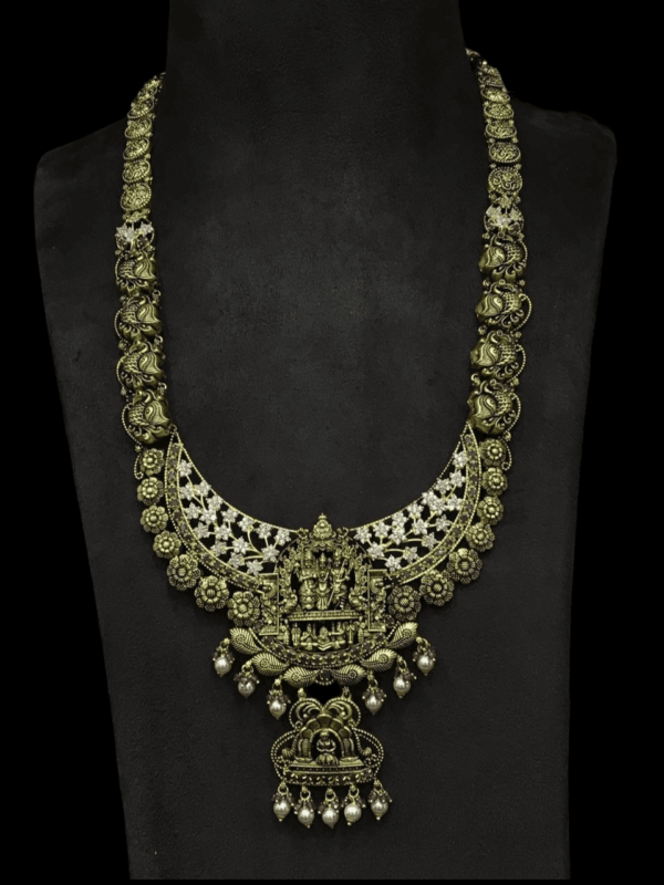 Latest gold antique 84 grams haram designs