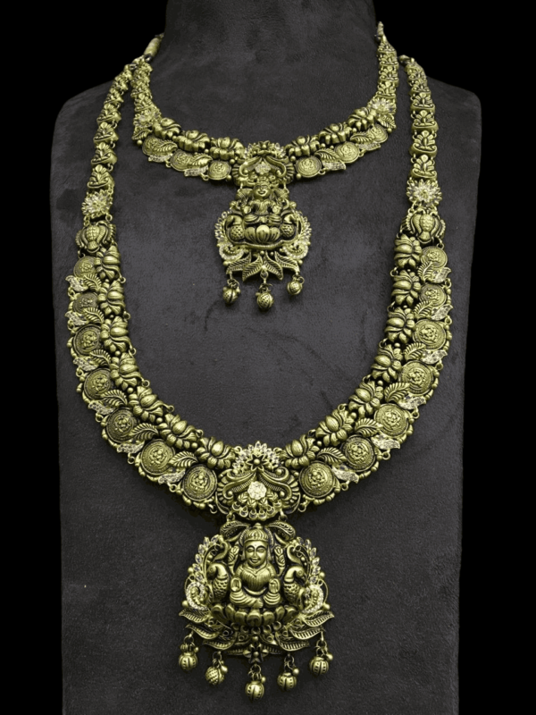 light weight antique necklace designs in gold