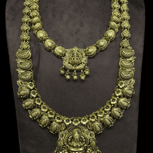 Latest wedding jewellery designs in gold