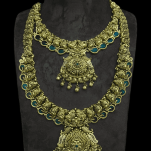 Simple wedding jewellery collection